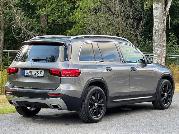 Mercedes-Benz GLB200 5 of 24