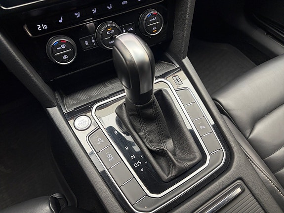 Volkswagen Passat Alltrack 18 of 18