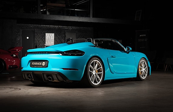 Porsche 718 Spyder 7 of 30