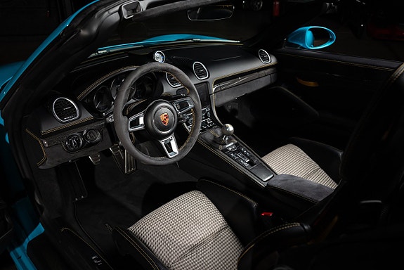 Porsche 718 Spyder 19 of 30
