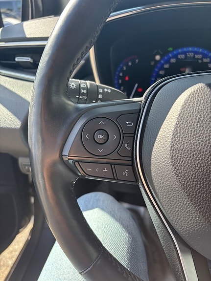 Toyota Corolla 14 of 23