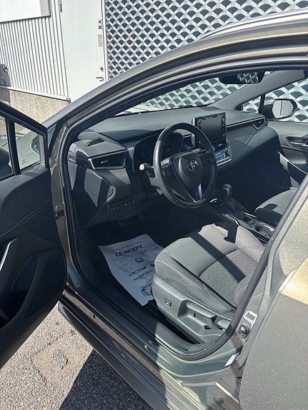 Toyota Corolla 9 of 23