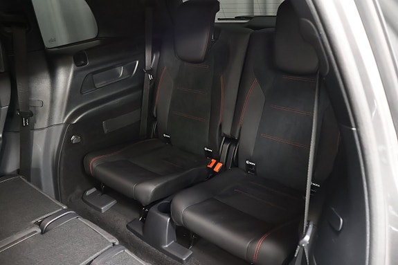 Mercedes-Benz GLB220 d 13 of 26