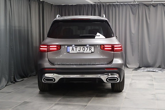 Mercedes-Benz GLB220 d 4 of 26