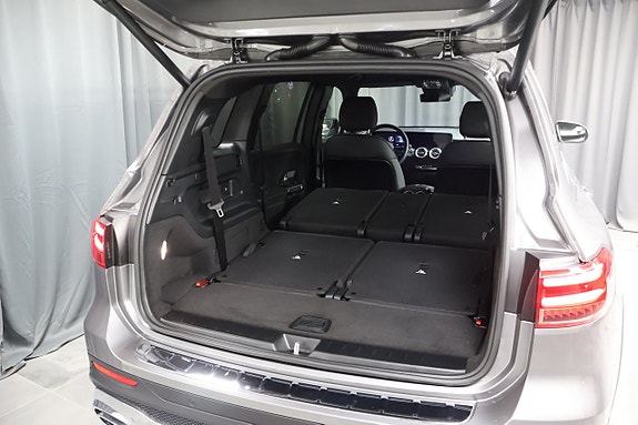Mercedes-Benz GLB220 d 15 of 26