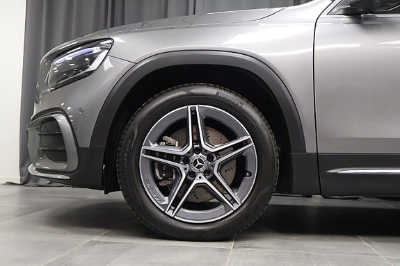Mercedes-Benz GLB220 d 5 of 26