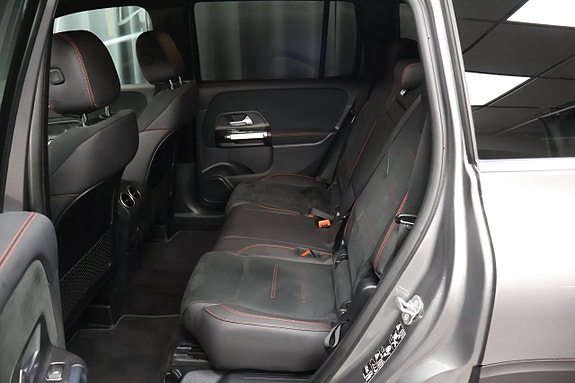 Mercedes-Benz GLB220 d 12 of 26