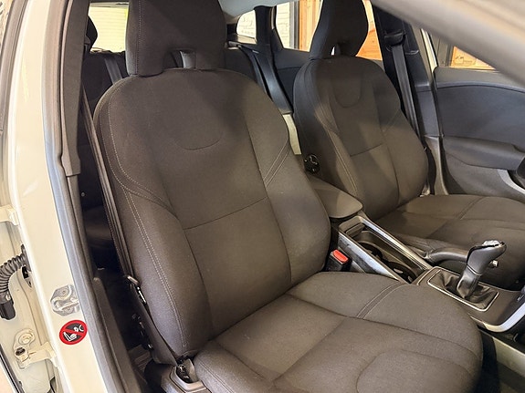 Volvo V40 15 of 15