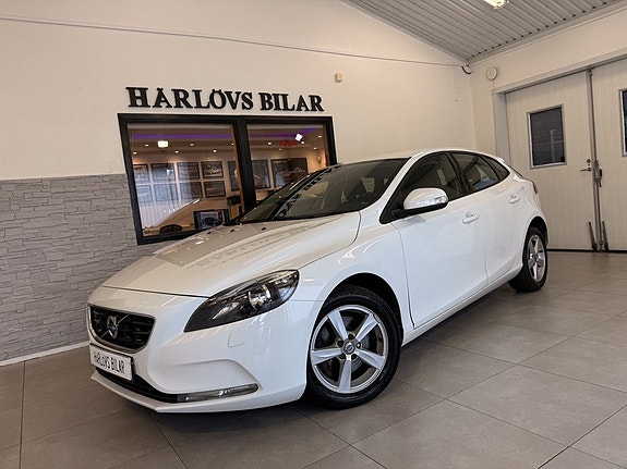 Volvo V40 7 of 15