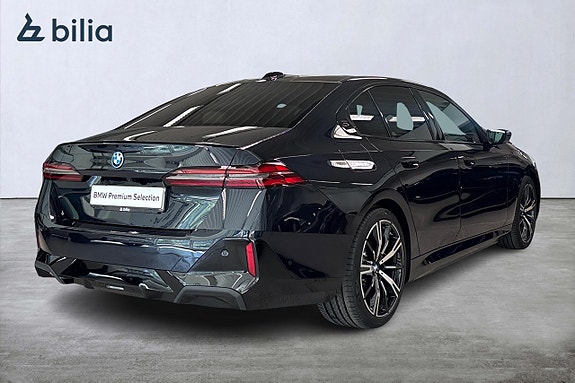 BMW 530e 19 of 20