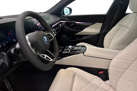 BMW 530e 12 of 20
