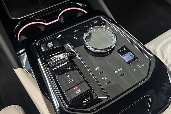 BMW 530e 16 of 20