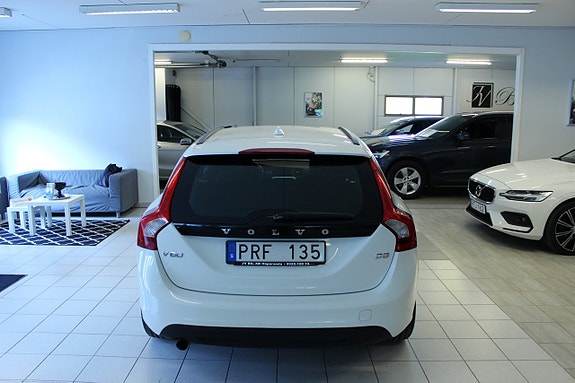 Volvo V60 5 of 9