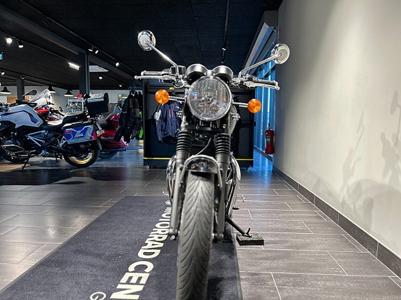 Triumph Bonneville T120 / Vindruta & Pakethållare medföljer 4 of 18