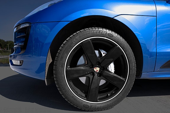 Porsche Macan S 7 of 18