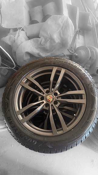 Porsche Macan S 18 of 18
