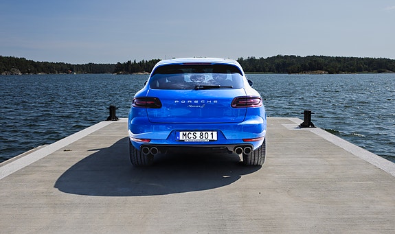 Porsche Macan S 5 of 18