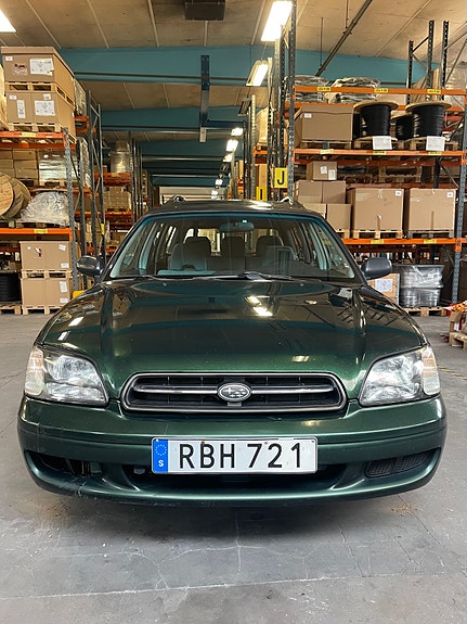 Subaru Legacy 6 of 13