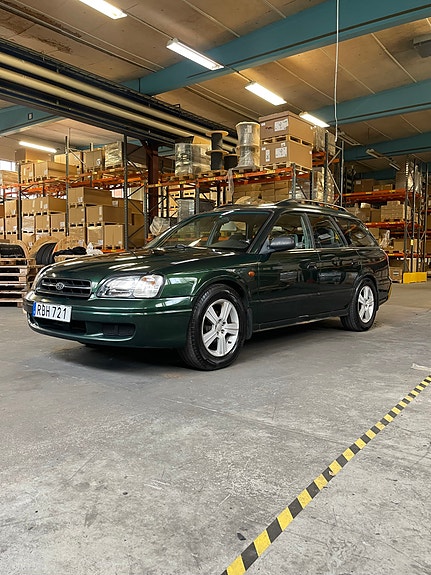 Subaru Legacy 5 of 13