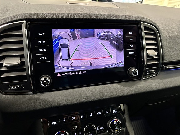 Skoda Karoq 16 of 23
