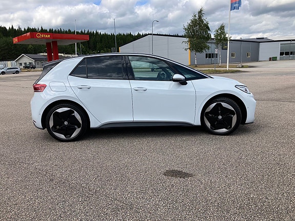 Volkswagen ID.3 11 of 30