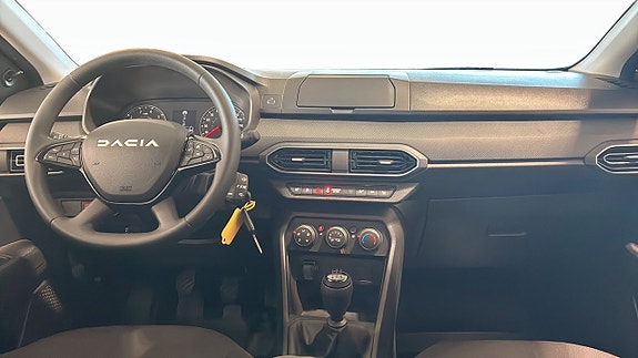 Dacia Sandero 4 of 23