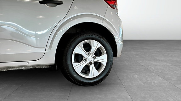 Dacia Sandero 9 of 23