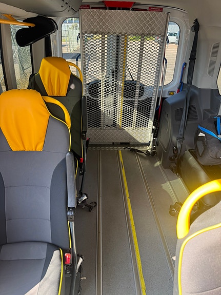 Ford Transit 7 of 7