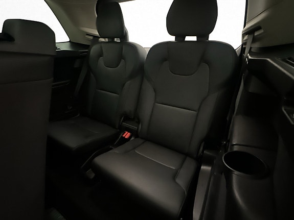 Volvo XC90 27 of 30