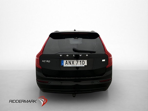Volvo XC90 5 of 30