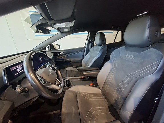 Volkswagen ID.4 5 of 16