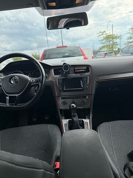 Volkswagen Golf VII 5 of 5