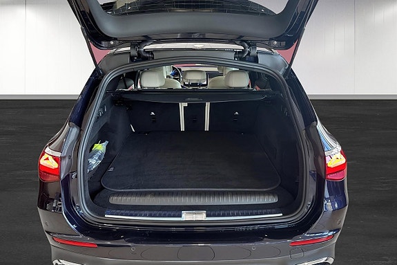Mercedes-Benz E300 de 17 of 19