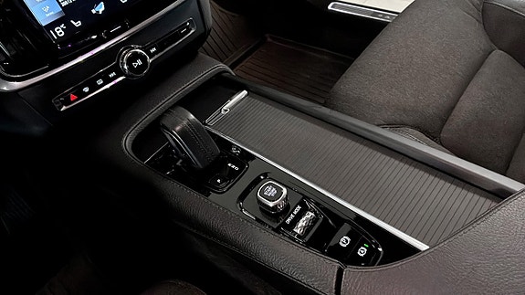 Volvo V90 19 of 23