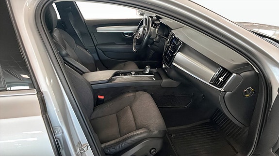 Volvo V90 3 of 23