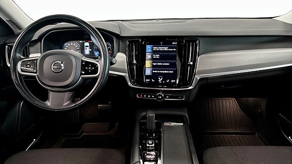 Volvo V90 4 of 23