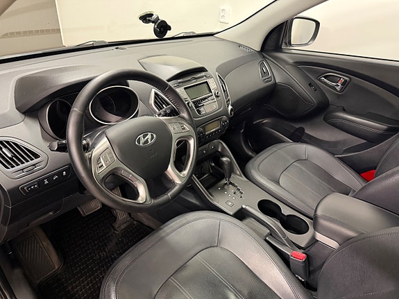 Hyundai ix35 2 of 9