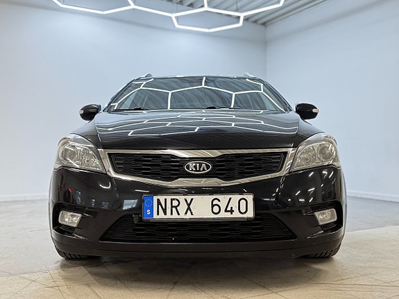 Kia Ceed 3 of 27