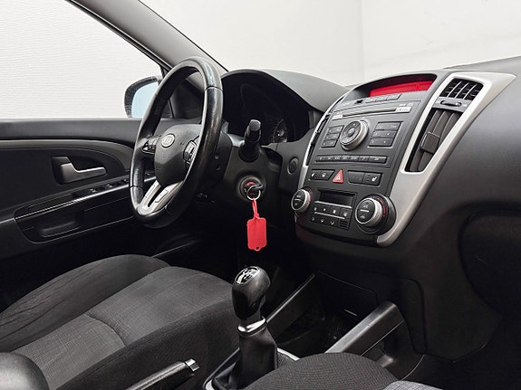 Kia Ceed 15 of 27