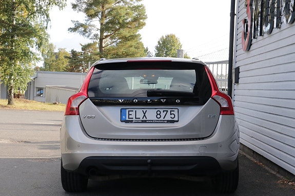 Volvo V60 13 of 14