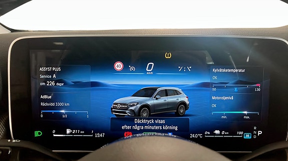 Mercedes-Benz GLC300 de 15 of 26