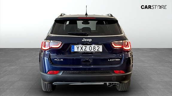 Jeep Compass 7 of 23