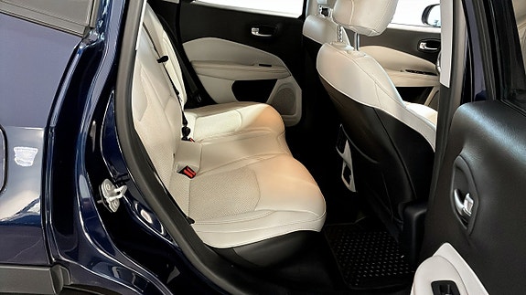Jeep Compass 5 of 23