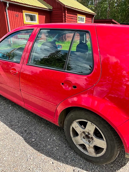 Volkswagen Golf IV 7 of 10