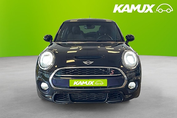 MINI Cooper SD 6 of 25