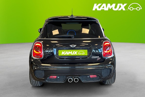 MINI Cooper SD 5 of 25