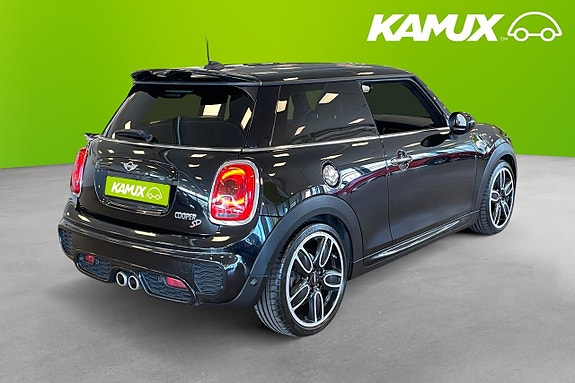 MINI Cooper SD 4 of 25