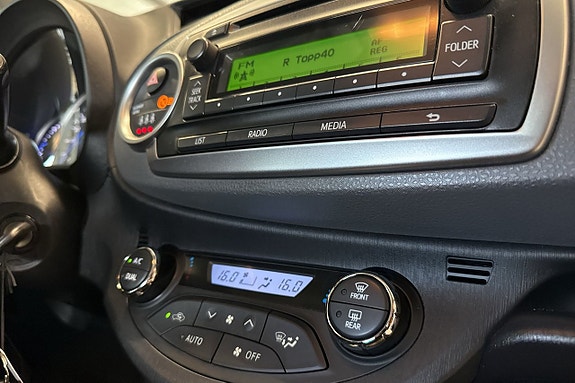 Toyota Yaris 20 of 20