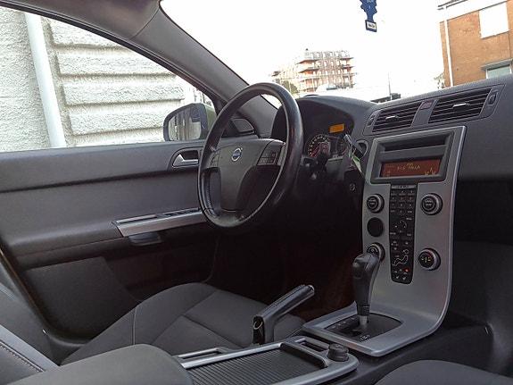 Volvo V50 19 of 23