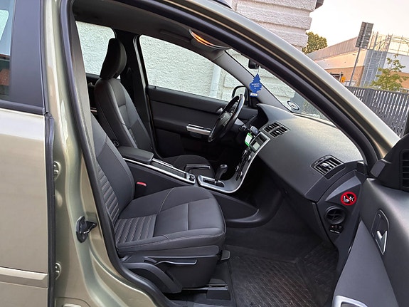 Volvo V50 17 of 23